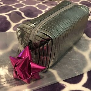 MAC makeup case! Perfect for Christmas!